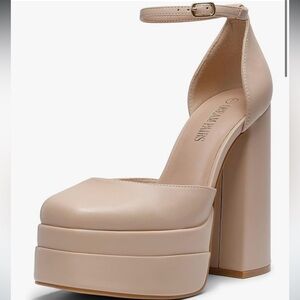 Dream Pairs Tan Platform Pumps with Chunky Heel Size 6.5
